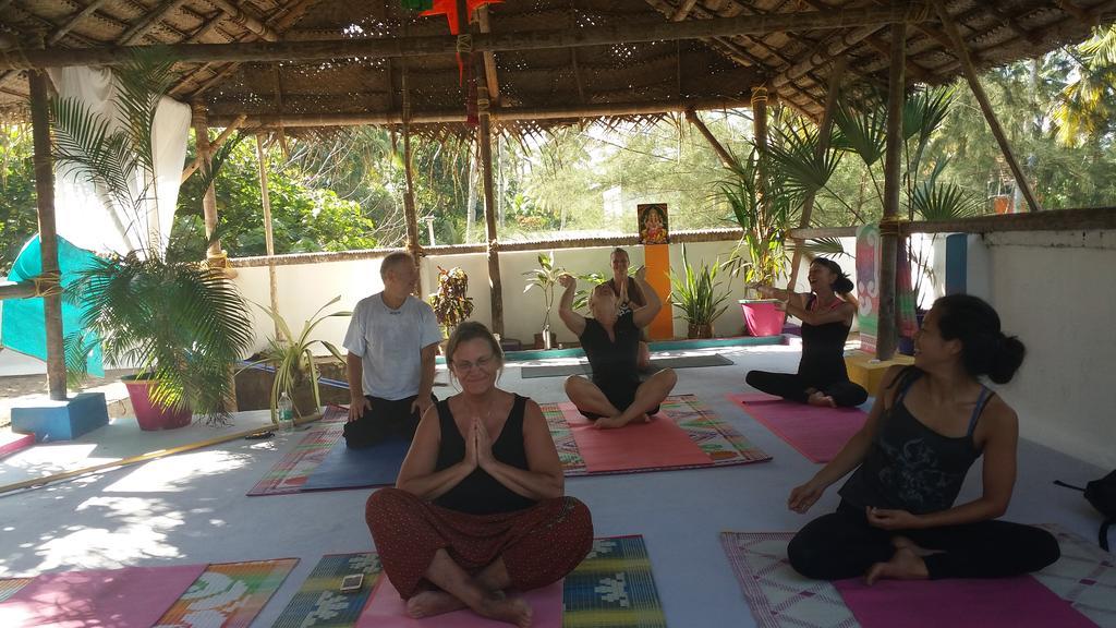 מלון ורקלה Mk Gardens Surf & Yoga House מראה חיצוני תמונה